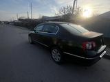 Volkswagen Passat 2006 годаүшін3 300 000 тг. в Алматы – фото 4