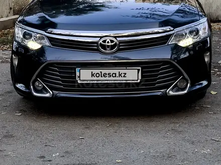 Toyota Camry 2014 года за 10 300 000 тг. в Алматы – фото 3