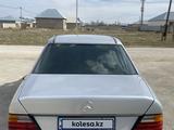 Mercedes-Benz E 200 1992 годаүшін1 650 000 тг. в Тараз – фото 4