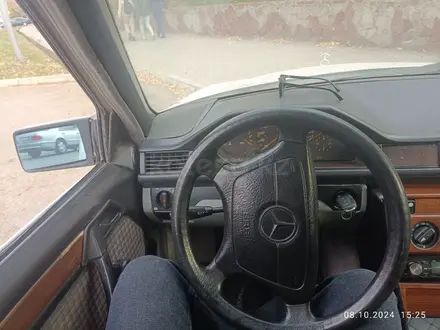 Mercedes-Benz E 200 1993 года за 950 000 тг. в Кокшетау – фото 9