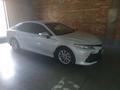 Toyota Camry 2023 года за 18 200 000 тг. в Атырау