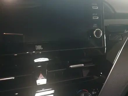 Toyota Camry 2023 года за 18 200 000 тг. в Атырау – фото 8