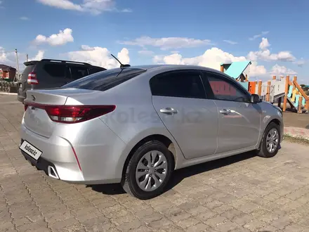 Kia Rio 2021 года за 7 800 000 тг. в Атырау – фото 9