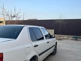 Volkswagen Vento 1993 года за 1 000 000 тг. в Кызылорда – фото 3