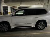 Lexus LX 570 2017 года за 39 500 000 тг. в Астана – фото 2