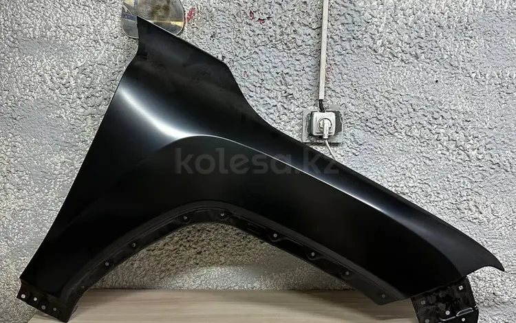 Крыло передний Toyota LC300 ORIGINAL за 160 000 тг. в Алматы