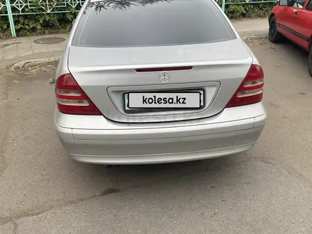 Mercedes-Benz C 200 2002 года за 4 750 000 тг. в Петропавловск – фото 7