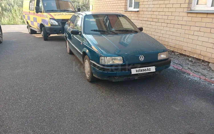 Volkswagen Passat 1992 года за 1 100 000 тг. в Астана