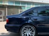 BMW 528 1998 годаүшін4 500 000 тг. в Алматы – фото 5