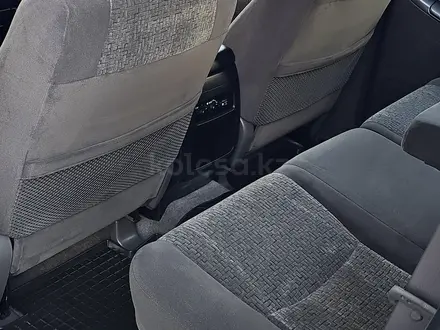 Toyota Land Cruiser Prado 2008 года за 12 800 000 тг. в Алматы – фото 32