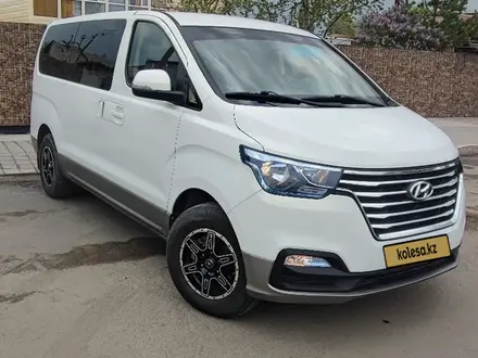 Hyundai Starex 2021 года за 20 000 000 тг. в Караганда – фото 2