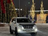 Toyota Land Cruiser Prado 2013 года за 15 700 000 тг. в Актобе – фото 2