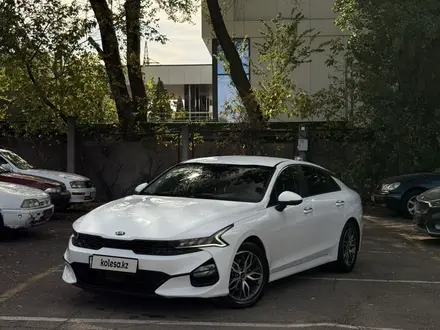 Kia K5 2021 года за 10 400 000 тг. в Алматы – фото 17