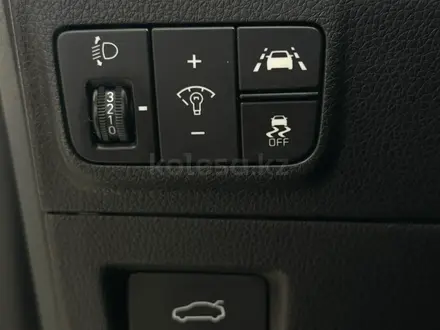 Kia K5 2021 года за 10 400 000 тг. в Алматы – фото 4