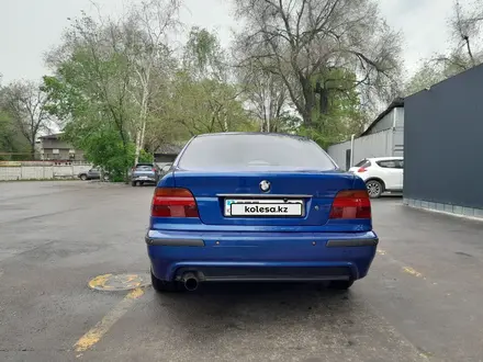 BMW 528 1999 года за 4 100 000 тг. в Алматы – фото 3