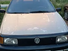 Volkswagen Passat, 1992