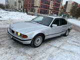 BMW 735 1995 года за 2 700 000 тг. в Астана