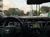 Toyota Camry 2019 годаүшін13 800 000 тг. в Шымкент – фото 2