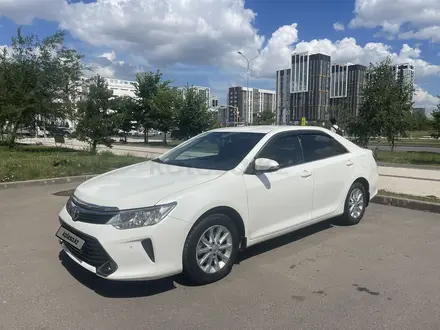 Toyota Camry 2015 года за 9 700 000 тг. в Астана – фото 2