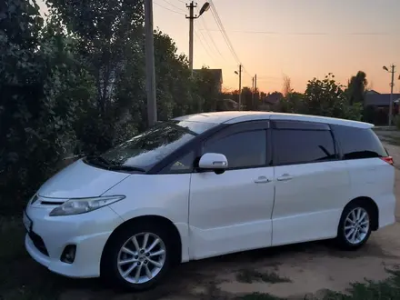 Toyota Estima 2010 года за 7 000 000 тг. в Актобе