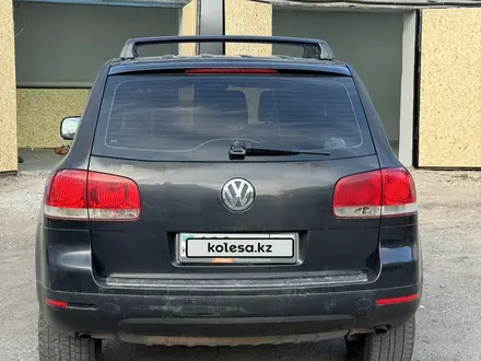 Volkswagen Touareg 2003 года за 3 000 000 тг. в Караганда – фото 5