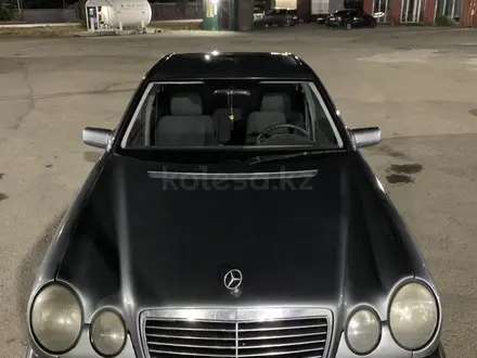 Mercedes-Benz E 280 1997 года за 2 700 000 тг. в Алматы