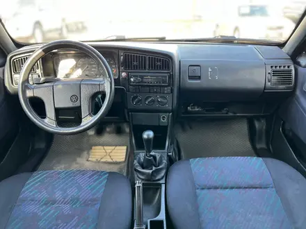 Volkswagen Passat 1993 годаүшін985 000 тг. в Караганда – фото 13