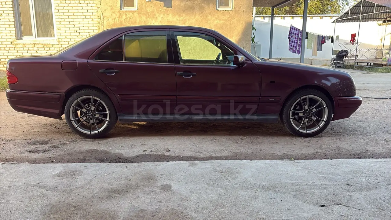 Mercedes-Benz E-Class, 1997