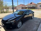 Lexus ES 300h 2012 годаfor9 000 000 тг. в Кызылорда