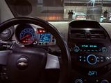 Chevrolet Spark 2012 годаүшін3 200 000 тг. в Шымкент – фото 4