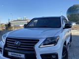 Lexus LX 570 2014 года за 29 500 000 тг. в Астана – фото 2