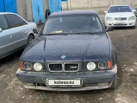 BMW 520 1991 года за 950 000 тг. в Шу