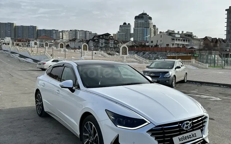 Hyundai Sonata 2022 года за 15 500 000 тг. в Актау