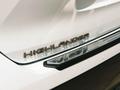 Toyota Highlander 2023 года за 36 000 000 тг. в Актобе – фото 7