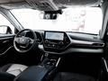 Toyota Highlander 2023 года за 36 000 000 тг. в Актобе – фото 9