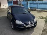 Volkswagen Golf 2007 годаfor2 800 000 тг. в Шымкент