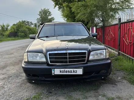 Mercedes-Benz C 200 1993 года за 1 900 000 тг. в Атбасар – фото 6