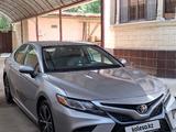 Toyota Camry 2020 года за 13 300 000 тг. в Жетысай – фото 3