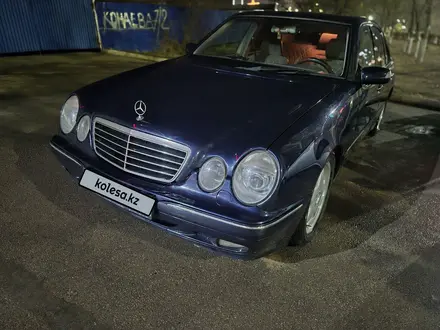 Mercedes-Benz E 280 2001 года за 4 000 000 тг. в Алматы – фото 17