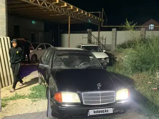 Mercedes-Benz C 220