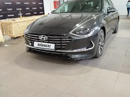 Hyundai Sonata 2023 года за 13 500 000 тг. в Алматы – фото 2