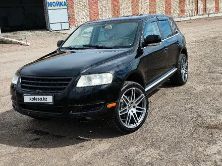 Volkswagen Touareg 2006 годаүшін5 300 000 тг. в Астана – фото 2