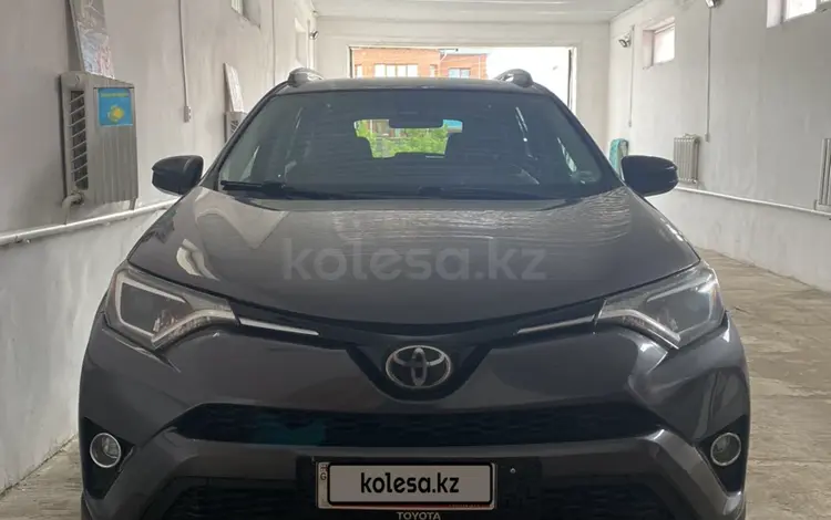 Toyota RAV4 2017 годаүшін9 000 000 тг. в Актобе