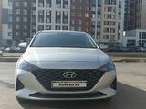Hyundai Accent 2020 года за 7 750 000 тг. в Астана – фото 2