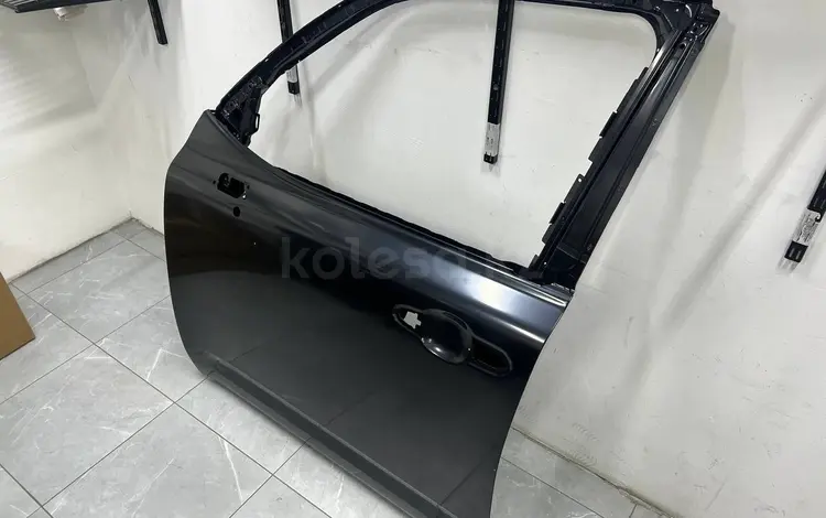 Дверь передняя Toyota LC300 ORIGINAL за 500 000 тг. в Алматы