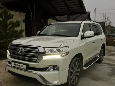 Toyota Land Cruiser 2015 года за 38 000 000 тг. в Шымкент