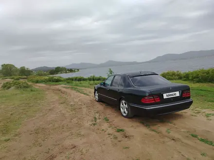 Mercedes-Benz E 280 1997 года за 2 900 000 тг. в Астана – фото 4