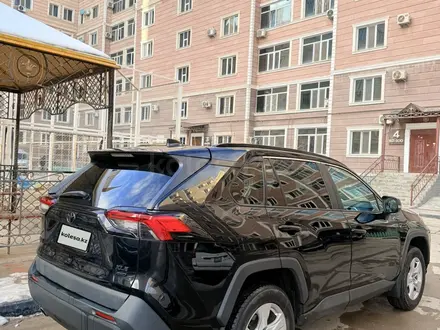 Toyota RAV4 2019 года за 12 000 000 тг. в Актау – фото 5