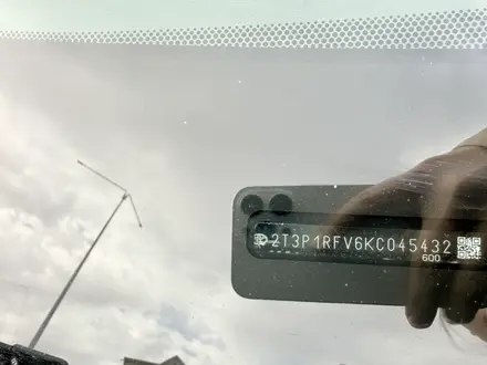 Toyota RAV4 2019 года за 12 000 000 тг. в Актау – фото 6