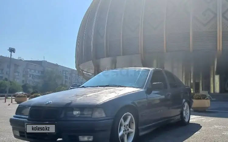 BMW 320 1994 годаүшін1 400 000 тг. в Алматы